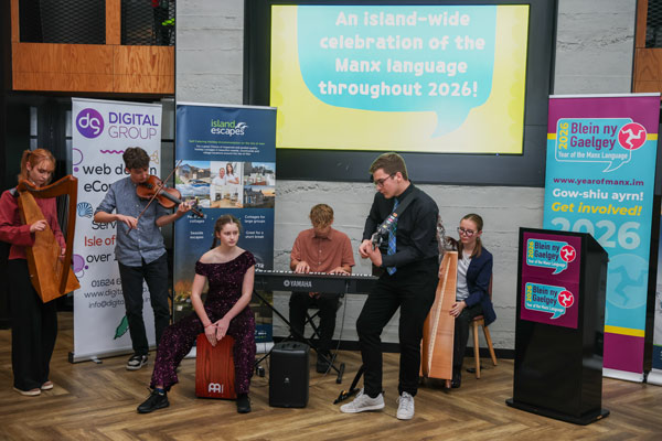 Scran performing at event